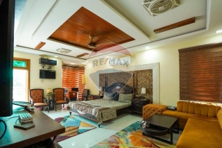 2 Kanal 5 Marla House Gulberg 111